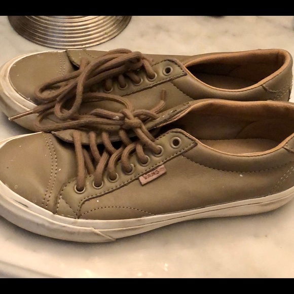 Super cool VANS Leather Sneakers - Picture 2 of 7